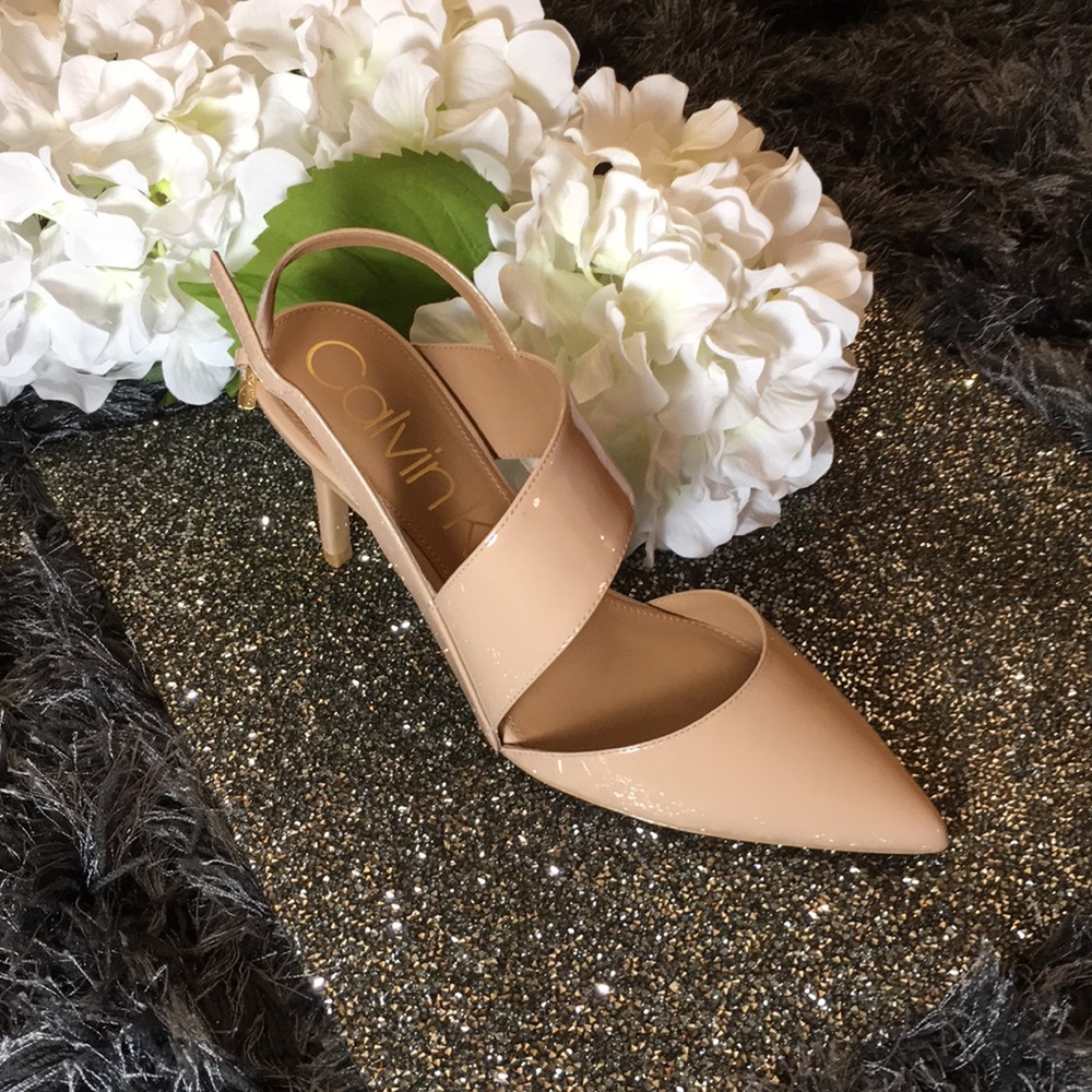 Calvin Klein Nude Patten Leather Heel - Picture 3 of 8